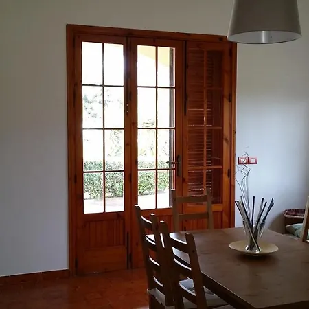 Enza Villa *